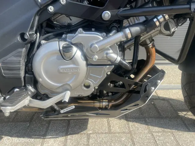 Suzuki DL 650 V-Strom XT ABS 2016 Benzine 6