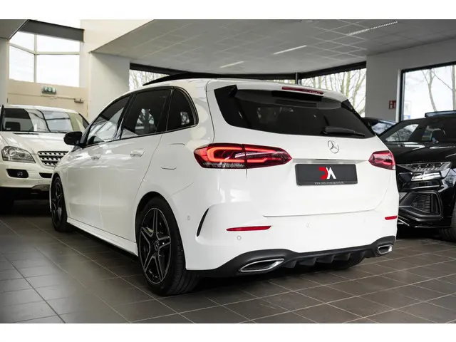 Mercedes-Benz B-Klasse 200 AMG 2019 Benzine 8