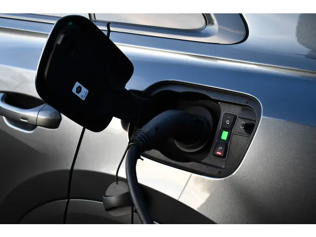 Audi Q8 55 TFSI e quattro S-Line 2022 Hybride Benzine 66