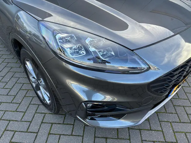 Ford Kuga HELAAS VERKOCHT!!! 2023 Hybride Benzine 42
