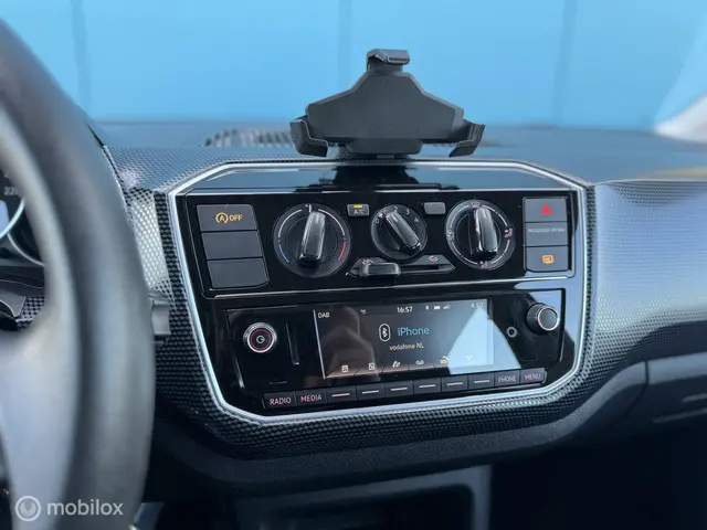 Volkswagen up! 1.0 BMT Move Up! Airco 5-Drs DAB 2018 Benzine 16