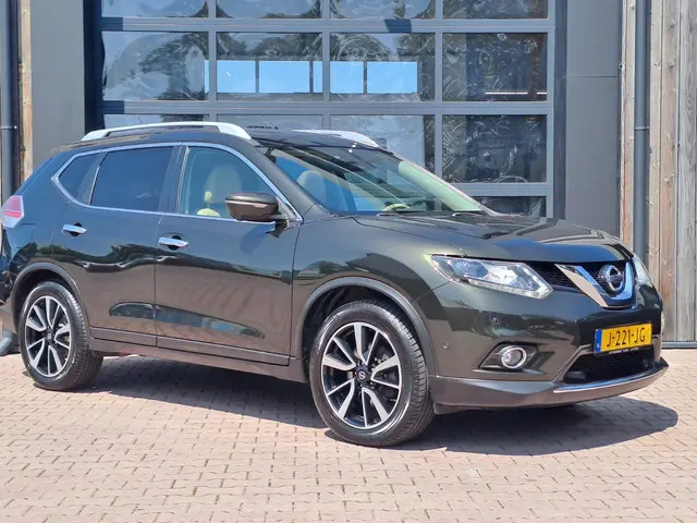 Nissan X-Trail 1.6 DIG-T Tekna 7p. 2017 Benzine 2