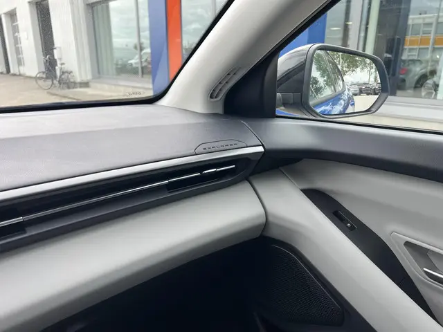 Ford Explorer Extended Range RWD 77 kWh 2025 Elektrisch 34