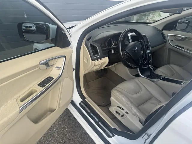 Volvo XC60 2.0 T5 FWD Ocean Race 2014 Benzine 13