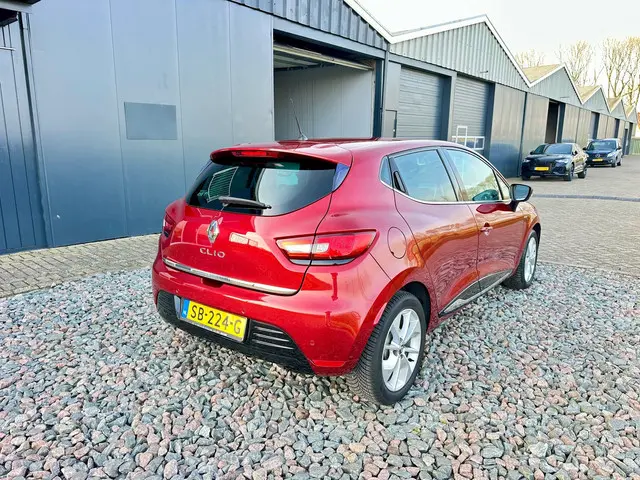 Renault Clio 0.9 TCe Limited 2018 Benzine 3