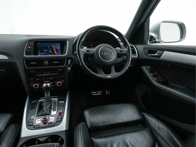 Audi SQ5 3.0 TDI S-Line Quattro (RHD) 2015 Diesel 7