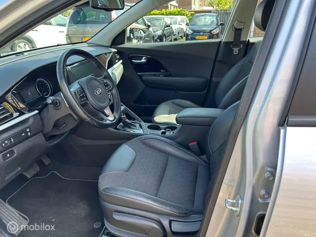 Kia Niro 1.6 GDi Hybrid DynamicLine 2020 Hybride Benzine 23