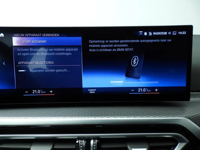 BMW 3 Serie Touring 320i 2024 Benzine 36