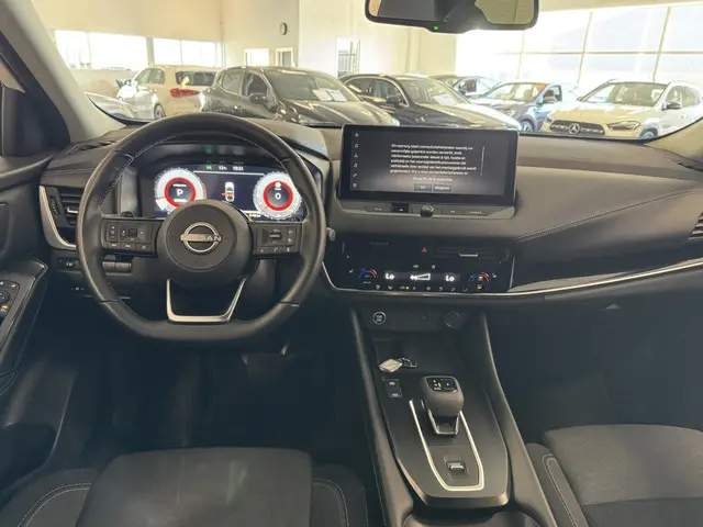 Nissan QASHQAI 1.3 MHEV Xtronic 2023 Benzine 15