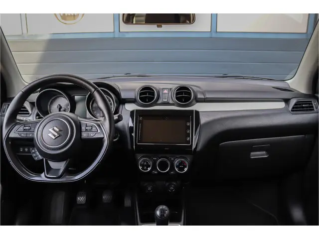 Suzuki Swift 1.0 Stijl Smart Hybrid 2017 Hybride Benzine 7