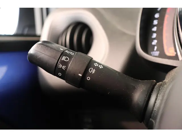 Citroën C1 1.0 VTi Shine 2018 Benzine 24