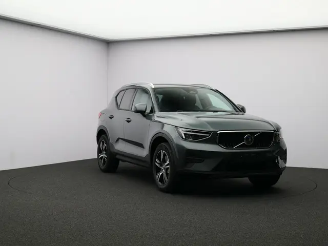 Volvo XC40 2.0 B3 Business Edition 2025 Benzine 22
