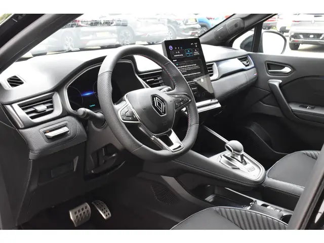 Renault Captur esprit Alpine 2025 Benzine 12