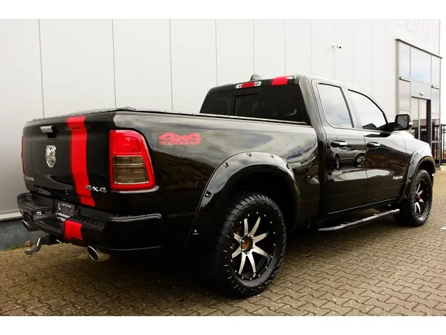 Dodge Ram 1500 DODGE 5.7 V8 Black Edition 2019 LPG/Gas 11