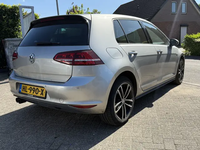 Volkswagen Golf 1.4 TSI GTE 2015 Hybride Benzine 6