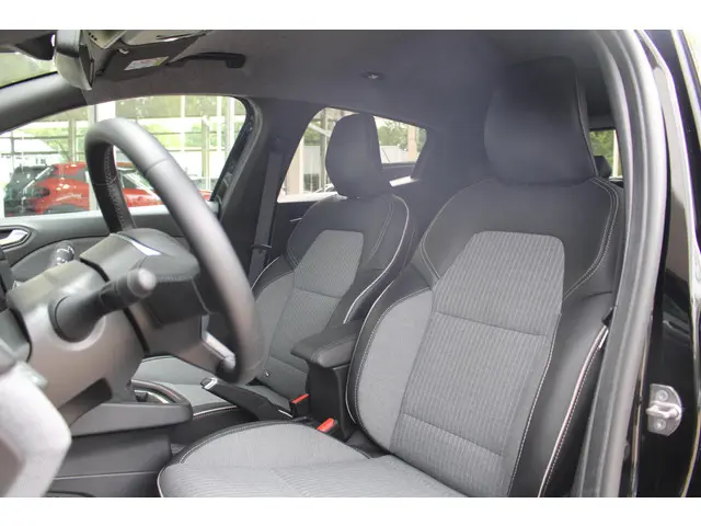 Renault Clio 1.0 TCe 90 GPF techno 2024 Benzine 7