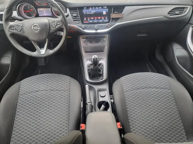 Opel Astra 1.4 Edition 2016 Benzine 6