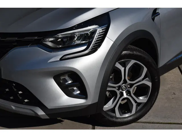 Renault Captur Mild Hybrid 160 PK Techno 2022 Benzine 4