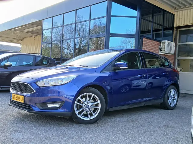 Ford Focus 1.0 Lease Edition, Start moeilijk 2017 Benzine
