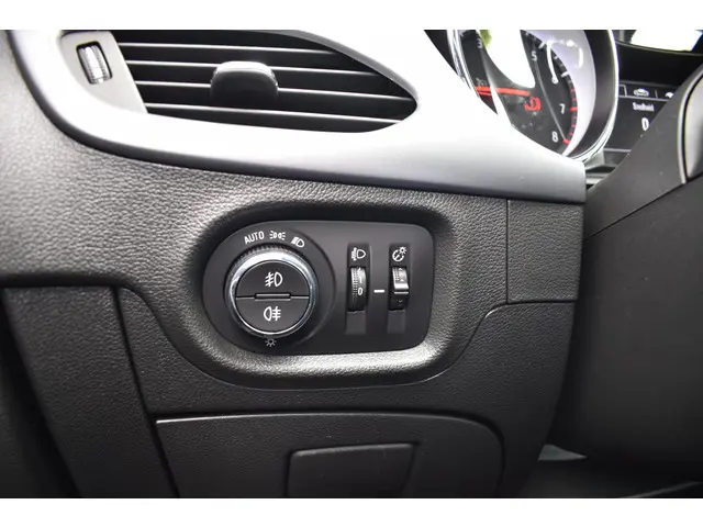 Opel Astra 1.2 Edition 2021 Benzine 29