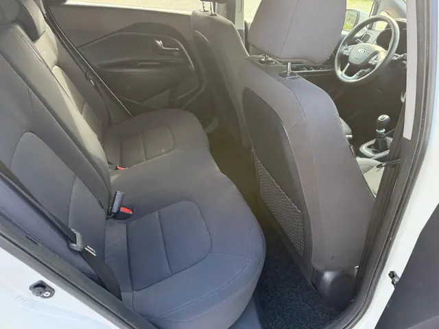 Kia Rio 1.2 CVVT Super Pack 2013 Benzine 10