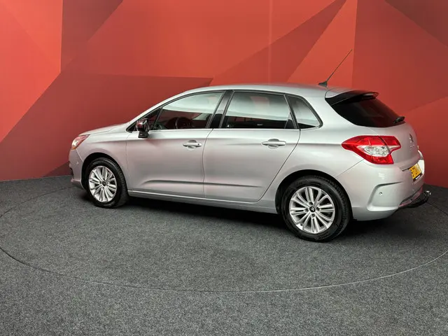 Citroën C4 1.2 PureTech Exclusive 2014 Benzine 21