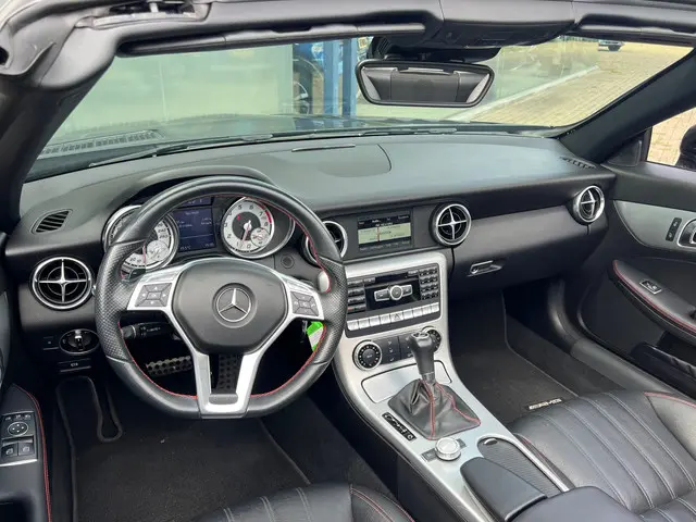 Mercedes-Benz SLK 200 AMG PANORAMADAK 2014 Benzine 20