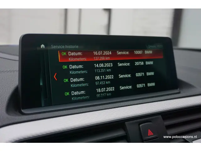 BMW 1 Serie 118i 2018 Benzine 12