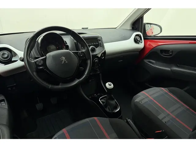 Peugeot 108 1.0 e-VTi Envy 2016 Benzine 13