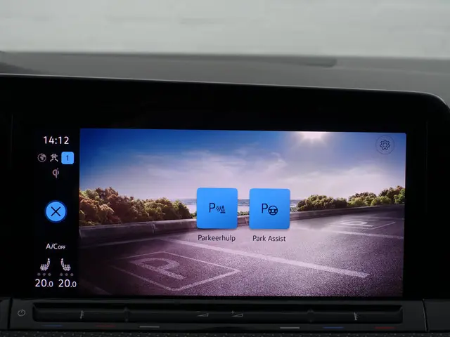 Volkswagen Golf 1.5 eTSI R Line Aut- 2020 Hybride Benzine 16