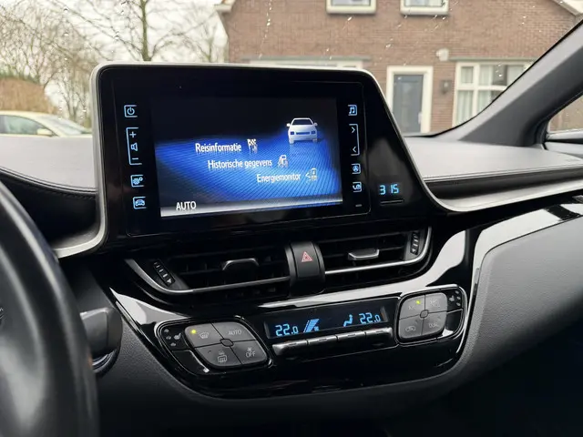 Toyota C-HR 1.8 Hybrid Dynamic 2019 Hybride Benzine 16