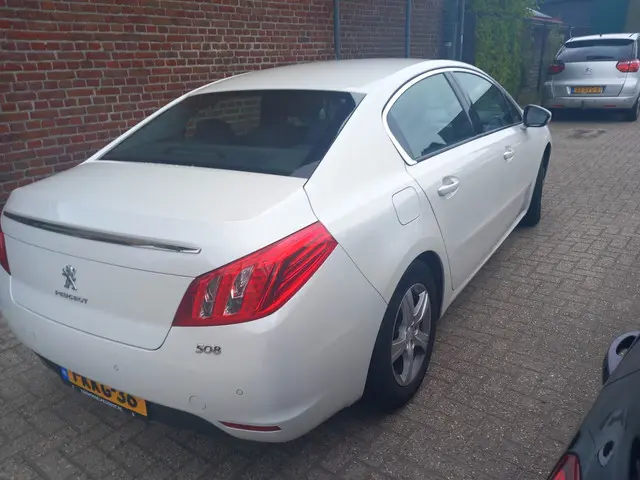 Peugeot 508 1.6 THP Blue Lease Executive 2013 Benzine 5