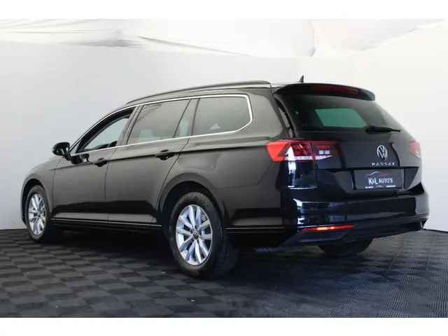 Volkswagen Passat Variant 1.5 TSI Business 2023 Benzine 8