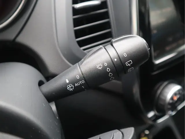 Renault Captur 1.3 TCe Intens Automaat 2019 Benzine 37