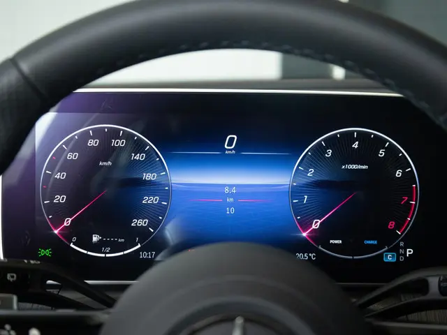 Mercedes-Benz C-Klasse Estate 180 AMG Line 2024 Benzine 36
