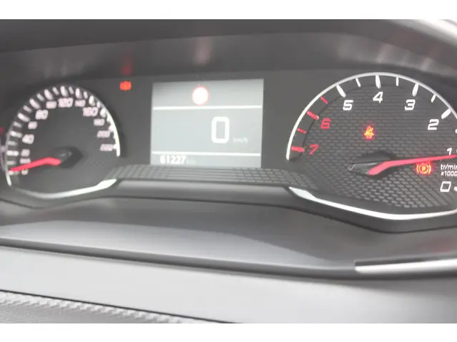 Peugeot 208 1.2 PT Active 2020 Benzine 12