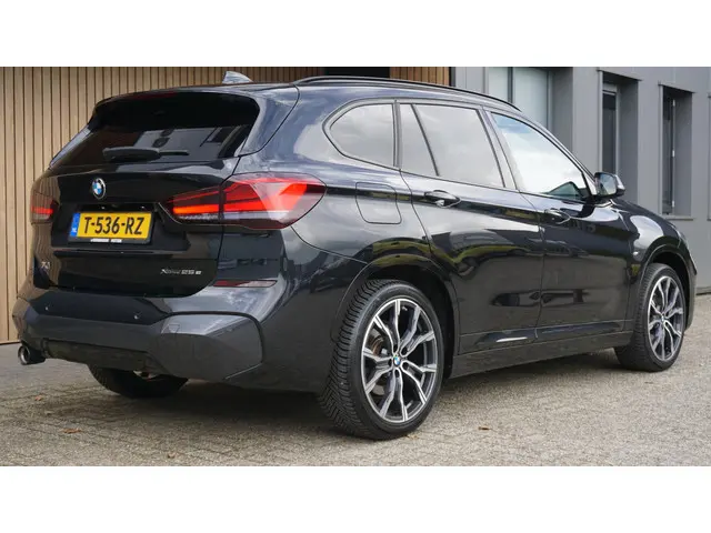BMW X1 xDrive25e 220pk M-Sport 2021 Hybride Benzine 5