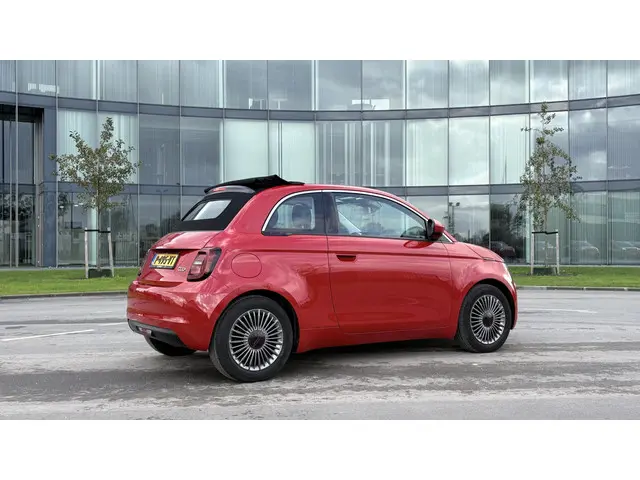 Fiat 500C RED 42 kWh 2022 Elektrisch 5
