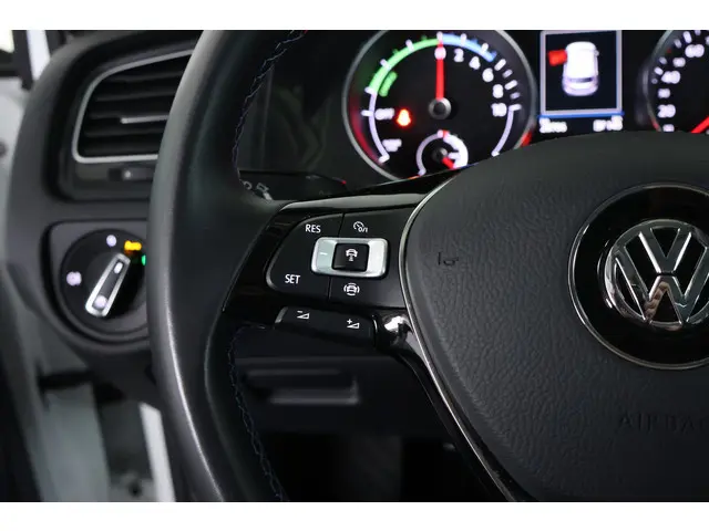 Volkswagen e-Golf e-Golf 2019 Elektrisch 17
