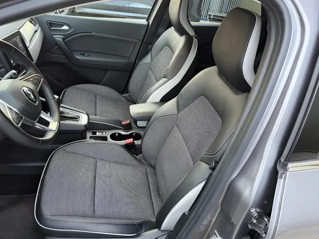 Renault Captur 1.3 TCe 140 Intens 2021 Benzine 5