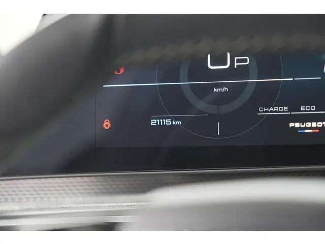 Peugeot 3008 1.2 Hybrid 136 GT 2025 Hybride Benzine 39