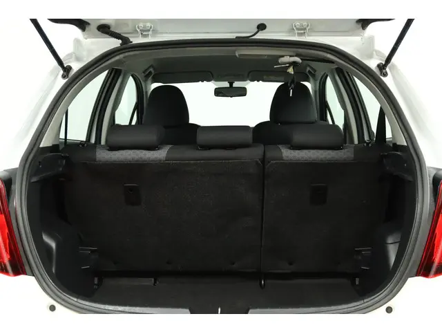 Toyota Yaris 1.0 VVT-i Comfort 2015 Benzine 24