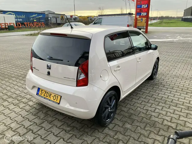 SEAT Mii 3