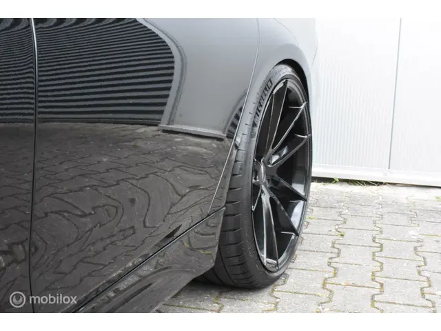 BMW 3 Serie Touring 320i Corporate Lease 2018 Benzine 33