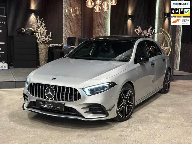 Mercedes-Benz A-Klasse 180|AMG|PANORAMA|MEMORY 2019 Benzine