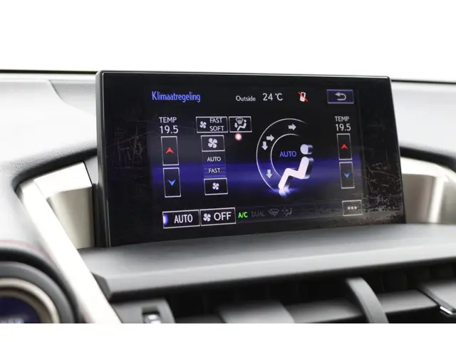 Lexus NX 300h AWD F Sport Line 2014 Hybride Benzine 52