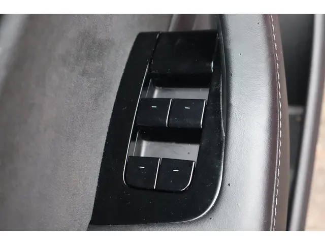 Tesla Model 3 Long Range AWD 75 kWh 2019 Elektrisch 20