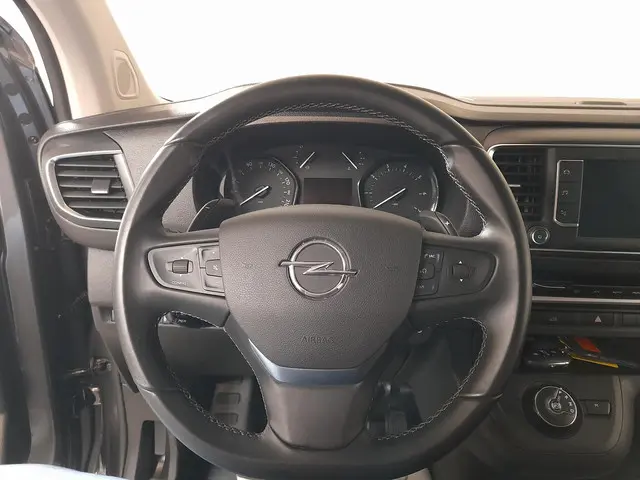 Opel Vivaro 2.0 BlueHDi 145PK L3 2023 Diesel 3