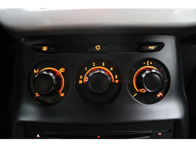 DS DS 3 1.2 PureTech Chic 2016 Benzine 10