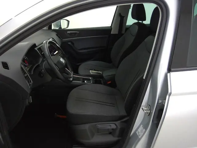 SEAT Ateca 1.5 TSI Style Business Intense 2021 Benzine 4